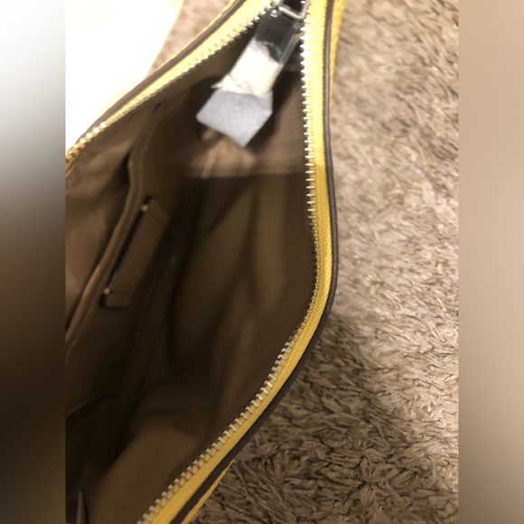 COACH MINI PAYTON BAG NWOT - Picture 10 of 16